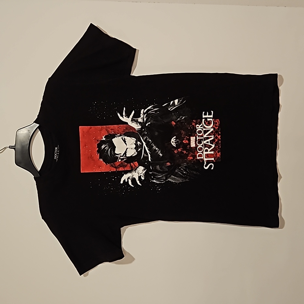 Doctor Strange Marvel short sleeve black graphic tee Small